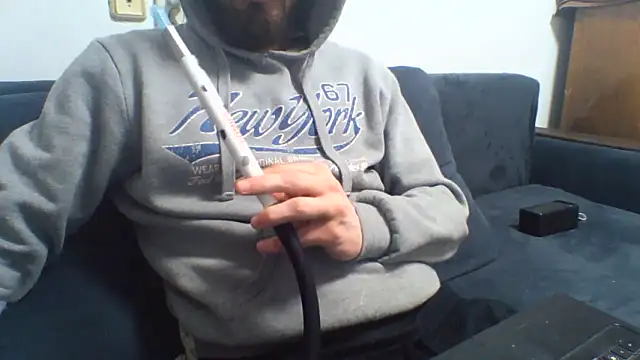 KaelNox online show from 05-05-26, 03:37