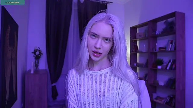 KristalCrowner online show from 04-03-26, 07:20