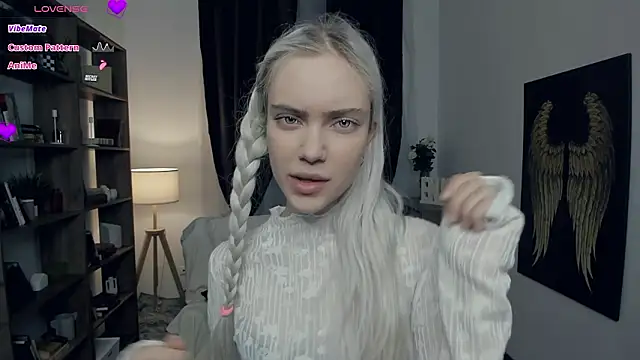 KristalCrowner online show from 02-08-26, 07:33