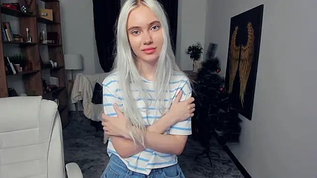 KristalCrowner online show from 01-17-26, 06:55