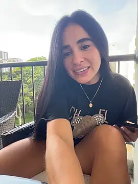 Snapshot of RoseOnYou chatting on 02-10-26, 10:20 RoseOnYou online show from 02-10-26, 10:20