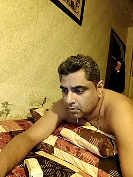 hardnhornybull online show from 03-08-26, 08:56