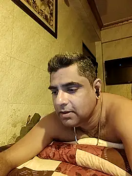 hardnhornybull online show from 04-17-26, 07:17