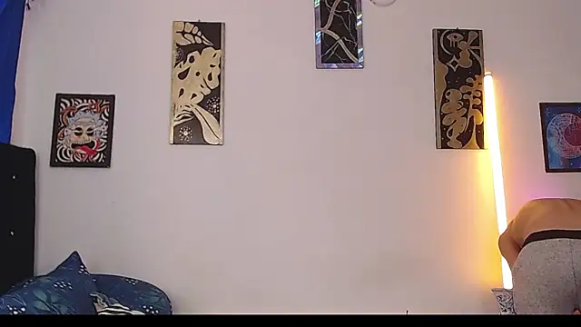 Snapshot of yorsamm_smit chatting on 02-14-26, 06:19 yorsamm smit online show from 02-14-26, 06:19