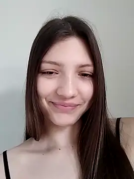 LunaTori456 online show from 04-27-26, 08:23