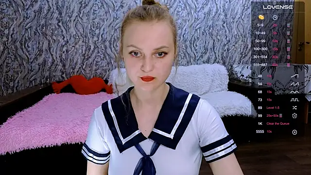 Chloe muar online show from 05-10-26, 07:49