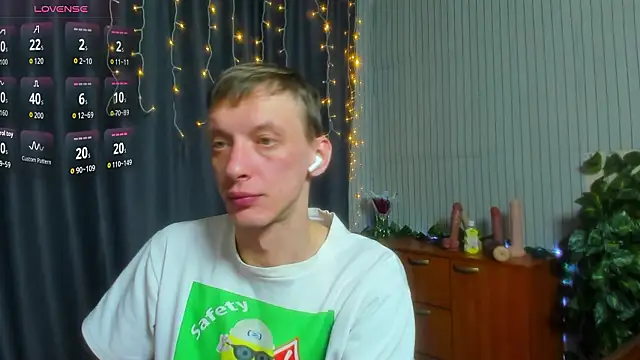 Snapshot of Jamie_Inked chatting on 02-17-26, 03:15 Jamie Inked online show from 02-17-26, 03:15