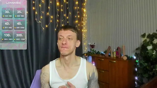 Snapshot of Jamie_Inked chatting on 02-05-26, 07:53 Jamie Inked online show from 02-05-26, 07:53