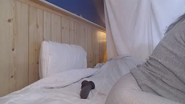 saraswirls69xh online show from 03-11-26, 04:23