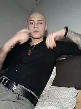 Snapshot of bulochnik chatting on 01-10-26, 07:31 bulochnik online show from 01-10-26, 07:31