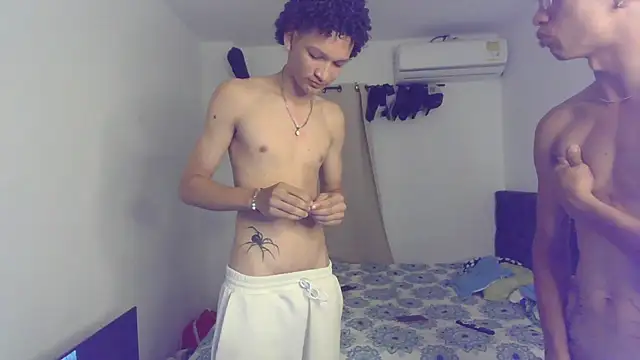 pocket loversxxx online show from 03-03-26, 05:47