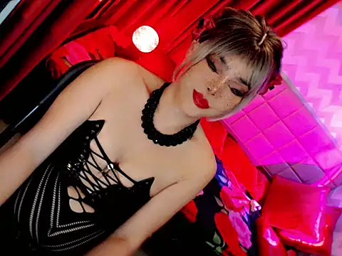 Snapshot of BEYBIDOMME chatting on 07-15-26, 04:19 BEYBIDOMME online show from 07-15-26, 04:19