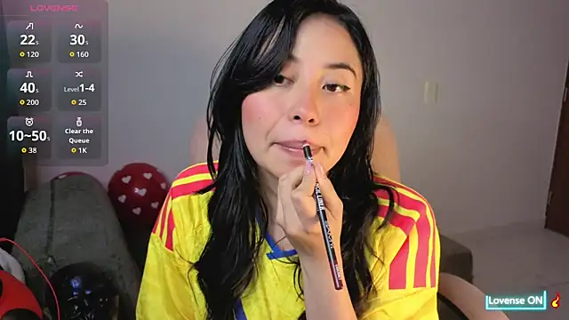 LolaOpalX online show from 06-17-26, 11:58