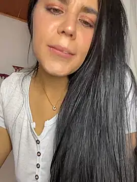 sophyy white online show from 06-02-26, 05:29