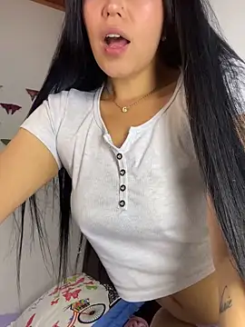 sophyy white online show from 04-09-26, 11:11