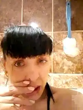 DebbieWhite online show from 02-08-26, 03:32