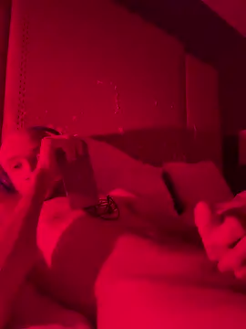 Snapshot of cloudyplay661 chatting on 03-21-26, 06:47 cloudyplay661 online show from 03-21-26, 06:47