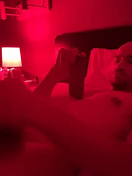 Snapshot of cloudyplay661 chatting on 02-10-26, 12:53 cloudyplay661 online show from 02-10-26, 12:53