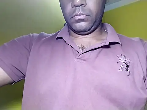 Snapshot of Lucky___05 chatting on 02-21-26, 02:30 Lucky 05 online show from 02-21-26, 02:30