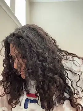 Angeliccreamyrican online show from 01-17-26, 08:01