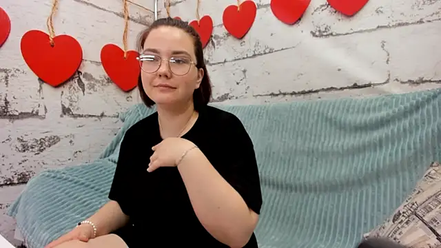 Sweetie Rozzy online show from 05-08-26, 01:31