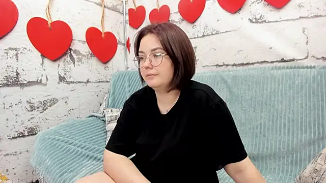 Sweetie Rozzy online show from 05-06-26, 01:31