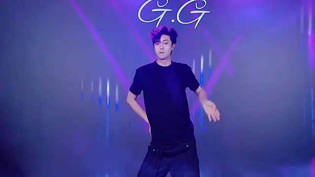 GG-boy002 online show from 01-13-26, 02:04