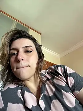 BarbieHotBrazil online show from 04-14-26, 06:46