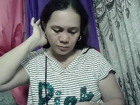 prettymomma24xx online show from 05-09-26, 09:56