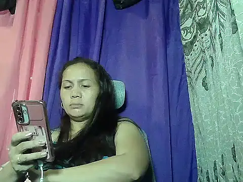 Snapshot of prettymomma24xx chatting on 07-01-26, 12:55 prettymomma24xx online show from 07-01-26, 12:55