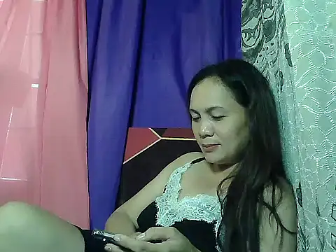 prettymomma24xx online show from 05-17-26, 01:49