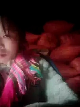 Snapshot of Thidiemz03 chatting on 01-09-26, 02:40 Thidiemz03 online show from 01-09-26, 02:40