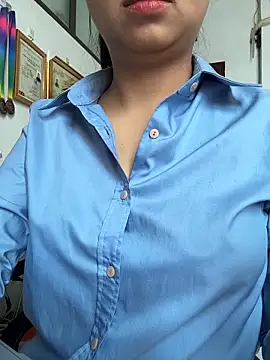 Bong lovelyy online show from 03-04-26, 06:43