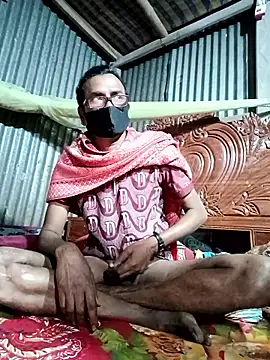 Snapshot of Hot-headed chatting on 02-15-26, 04:28 Hot-headed online show from 02-15-26, 04:28