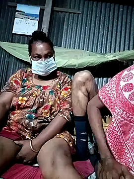 Snapshot of Hot-headed chatting on 02-06-26, 04:47 Hot-headed online show from 02-06-26, 04:47