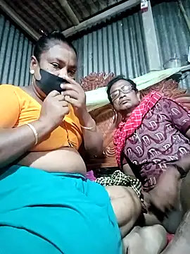 Snapshot of Hot-headed chatting on 02-26-26, 05:13 Hot-headed online show from 02-26-26, 05:13