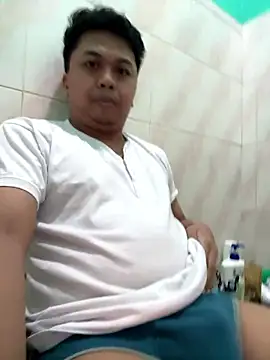 uyyumm online show from 01-10-26, 01:45