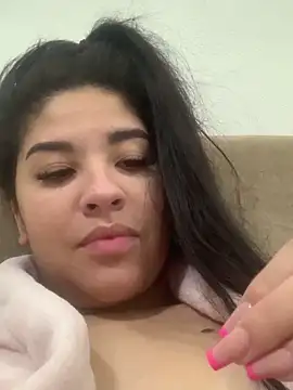 Snapshot of kahraujo chatting on 05-15-26, 12:14 kahraujo online show from 05-15-26, 12:14