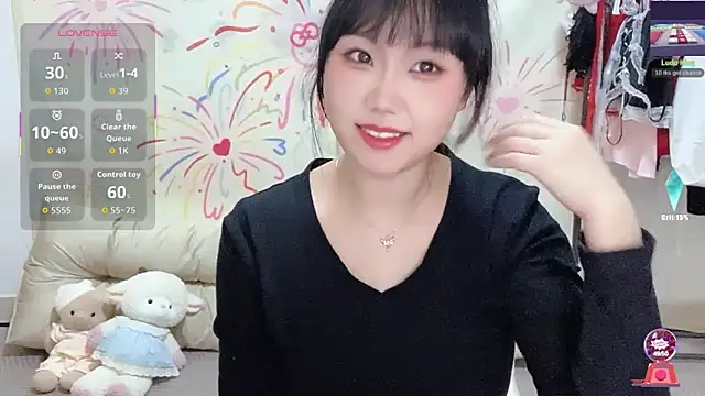 xiaoguai99 online show from 04-12-26, 12:52