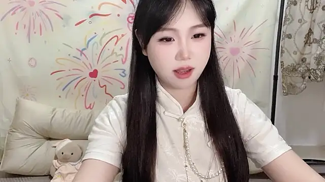 Snapshot of xiaoguai99 chatting on 07-01-26, 12:49 xiaoguai99 online show from 07-01-26, 12:49