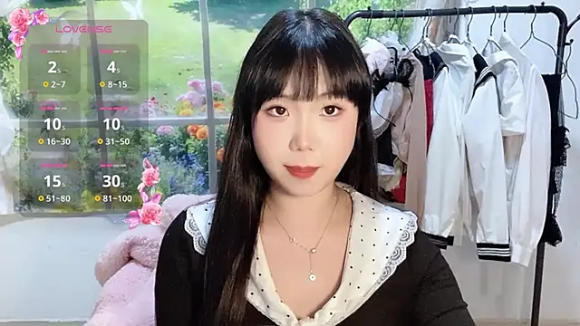xiaoguai99 online show from 03-28-26, 01:12