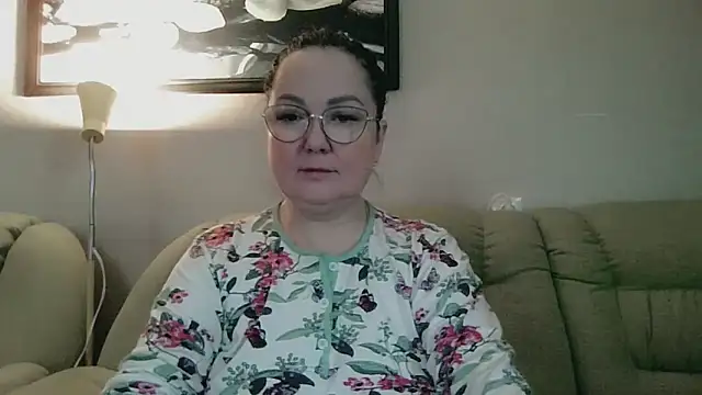 infinity loveliness online show from 04-18-26, 06:05