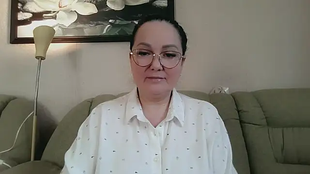 infinity loveliness online show from 05-18-26, 05:34