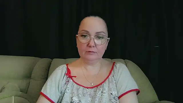 Snapshot of infinity_loveliness chatting on 06-20-26, 06:40 infinity loveliness online show from 06-20-26, 06:40