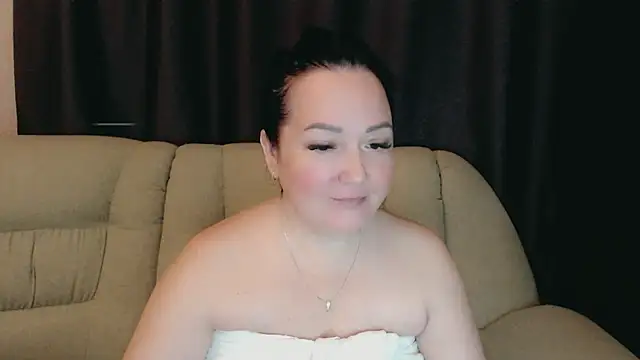 Snapshot of infinity_loveliness chatting on 09-21-25, 06:18 infinity loveliness online show from 09-21-25, 06:18