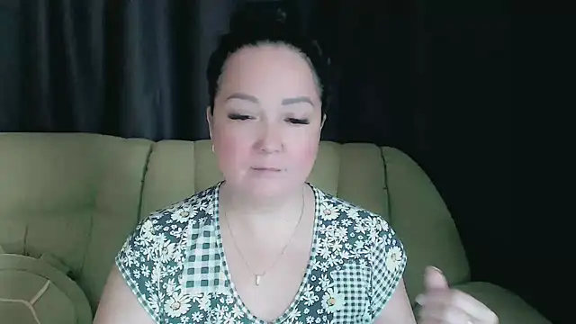 Snapshot of infinity_loveliness chatting on 09-20-25, 06:51 infinity loveliness online show from 09-20-25, 06:51