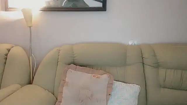 infinity loveliness online show from 12-18-25, 07:24