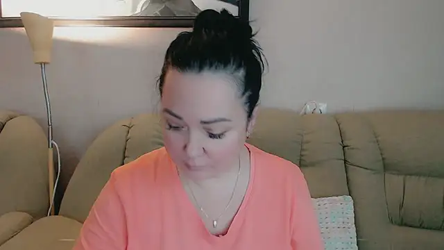 infinity loveliness online show from 11-16-25, 07:35