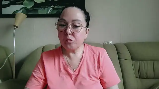 Snapshot of infinity_loveliness chatting on 06-15-26, 06:35 infinity loveliness online show from 06-15-26, 06:35
