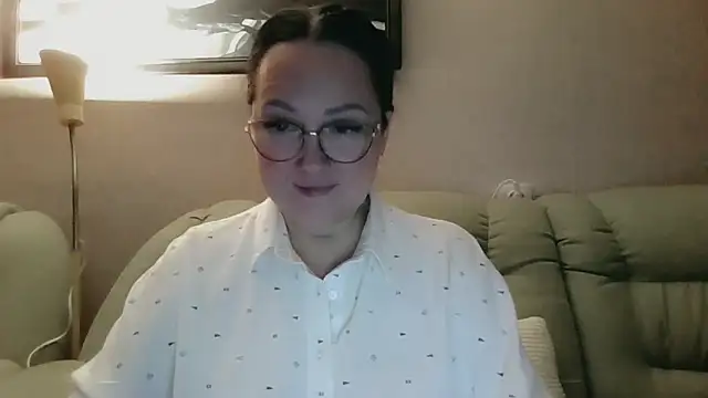 infinity loveliness online show from 05-19-26, 05:42